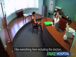FakeHospital संचिका पूर्व पोर्न स्टार उसे अद्भुत यौन कौशल का उपयोग करता है