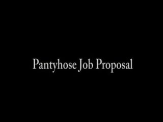 Pantyhose नौकरी प्रस्ताव