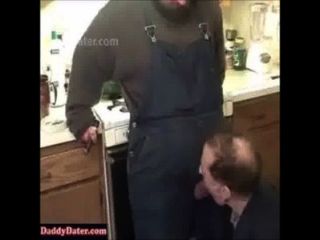 daddybear शीर्ष अपने मुर्गा बूढ़े आदमी द्वारा चूसा जाता है