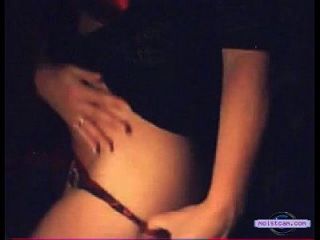 [moistcam.com] busty परिपक्व स्ट्रिप्स और उसके सही योनी उजागर! [मुफ्त XXX कैमरा]
