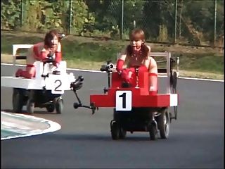 जापानी बंधन - और squirts!- रोबोट रेस
