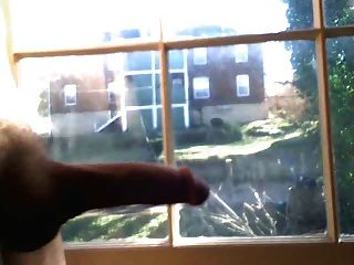 पड़ोसियों के लिए खिड़की पर masterbating